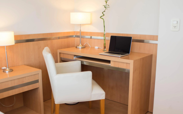 Maran Suites & Towers - Hotel & Spa