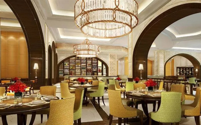 Sheraton Sanya Bay Resort
