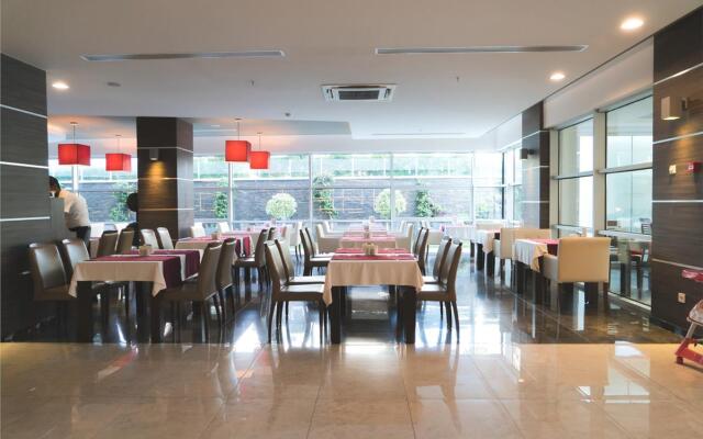 White City Resort Hotel