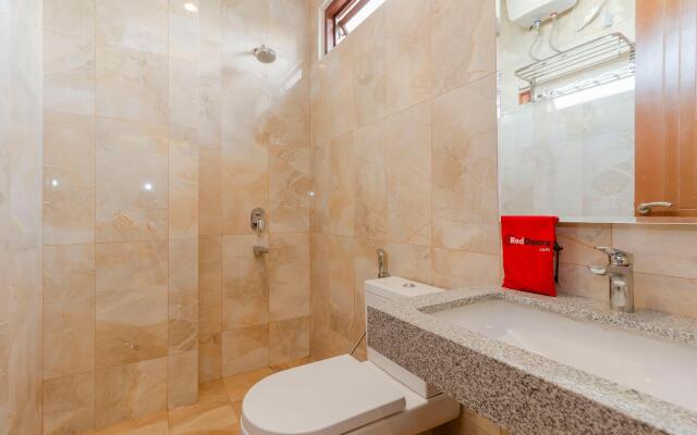 RedDoorz Plus @ CBD Bintaro