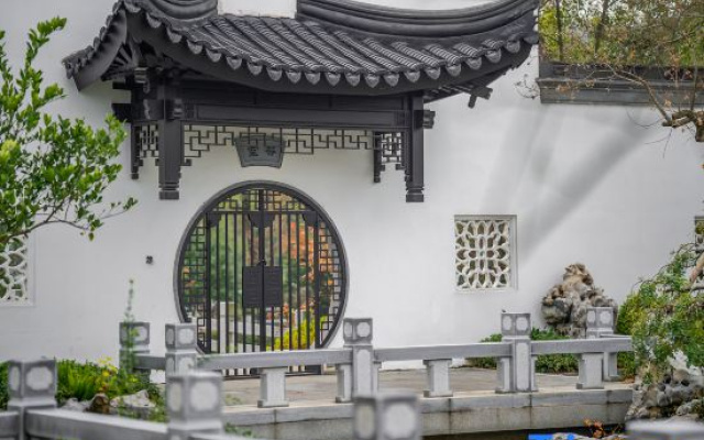 Floral Hotel·Peach Blossom Spring Hotel