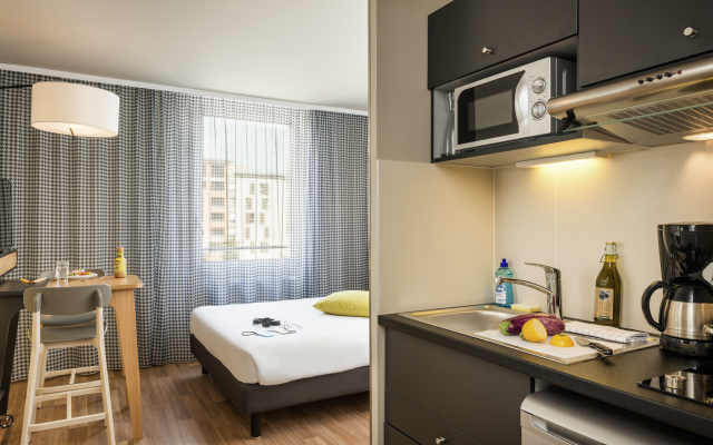 Aparthotel Adagio Access Paris Massy Gare TGV