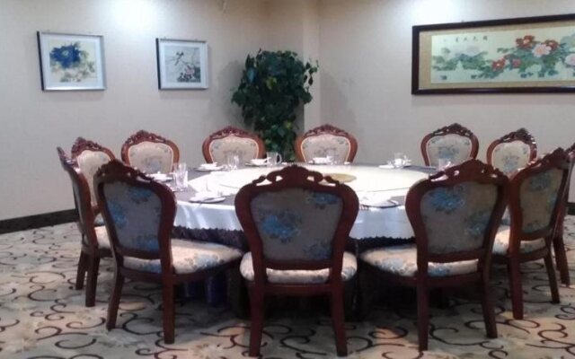 Kelly Business Hotel