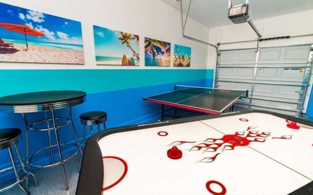 Lakeview 6BR Cozy Home Pool/spa,steps to Waterpark