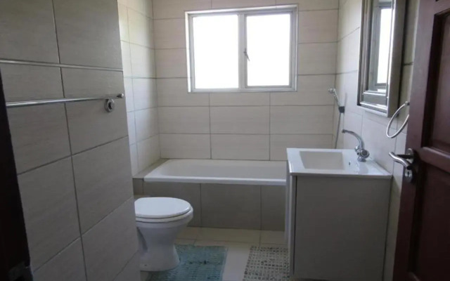 Luxury Spacious Executive Apartment