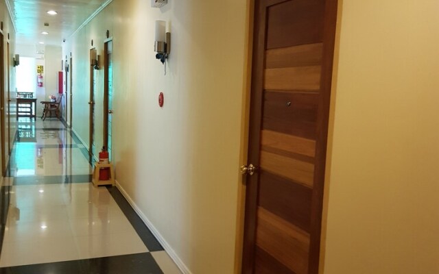 Henady Inn Annex