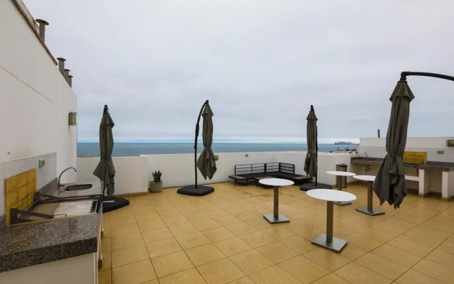 Vistas espectaculares en tranquilo apt