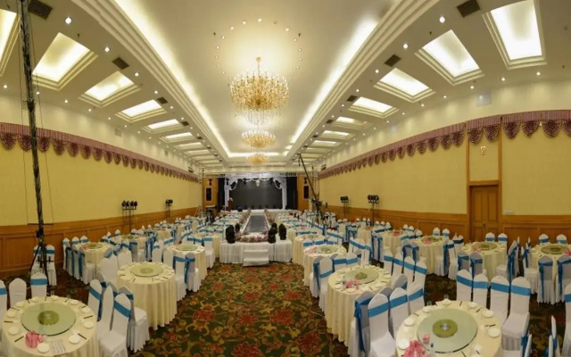 Baishan Hotel