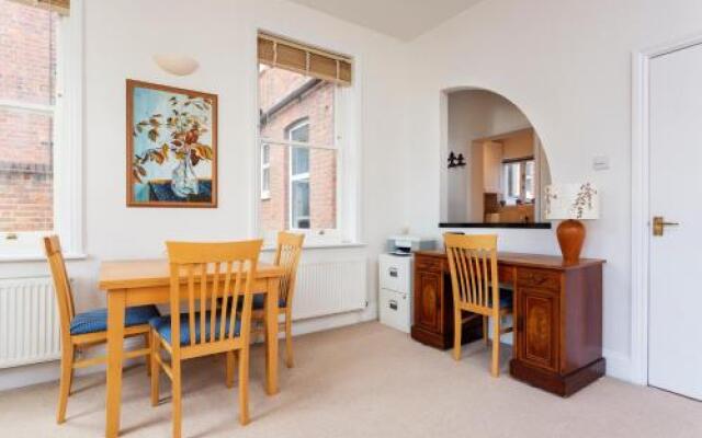 Veeve - Apartment in Hampstead