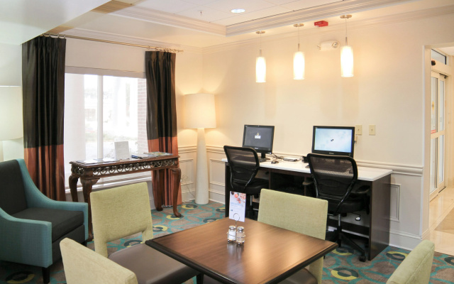 Holiday Inn Express & Suites Vicksburg by IHG