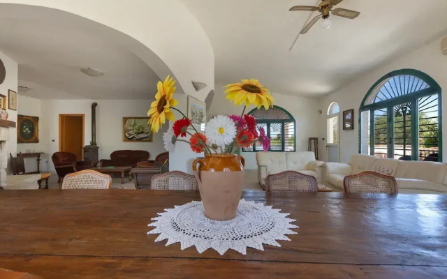 3593 Casina Cazzato by Barbarhouse