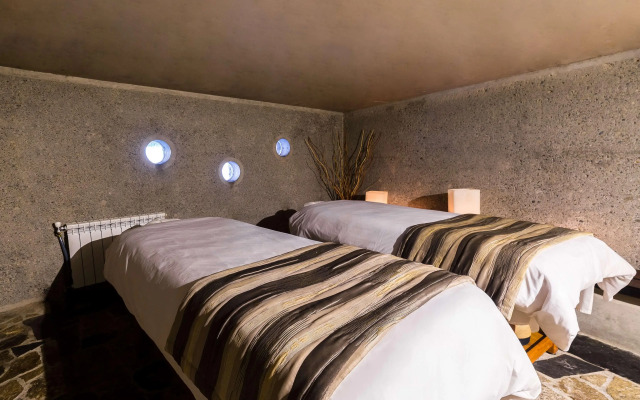 Radisson Blu Acqua Hotel & Spa Concon