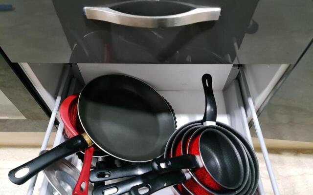 Appartement neuf avec piscine à 300m de la plage!