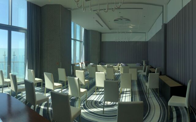 SLS Dubai Hotel & Residences