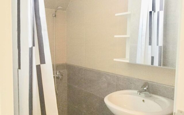 Hsr B&B