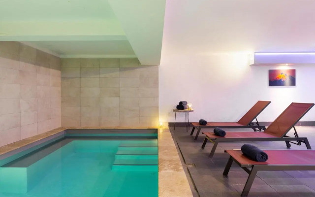 SOWELL RESIDENCES Pierre Blanche