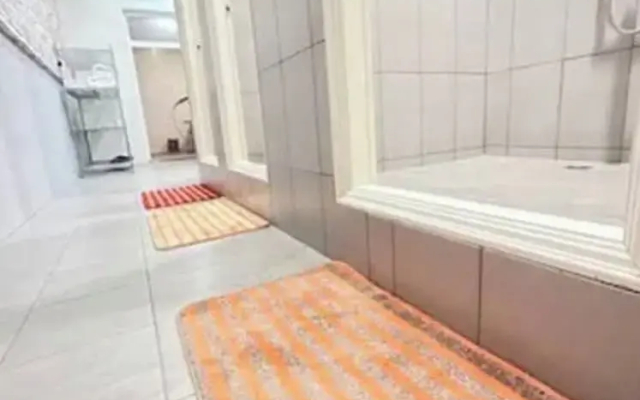 Economy Class Hostel