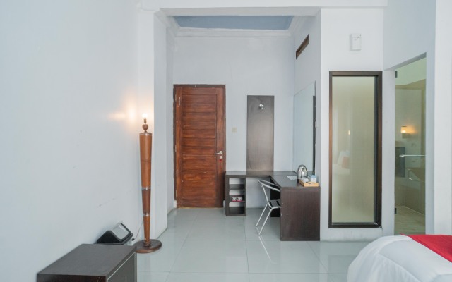 RedDoorz @ Kampung Sawah Jatimurni Bekasi