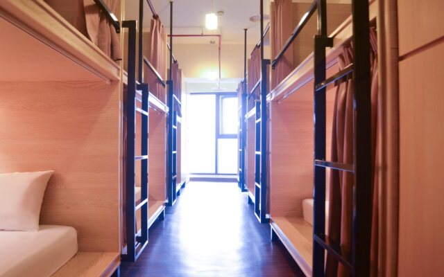 Starbox Hostel