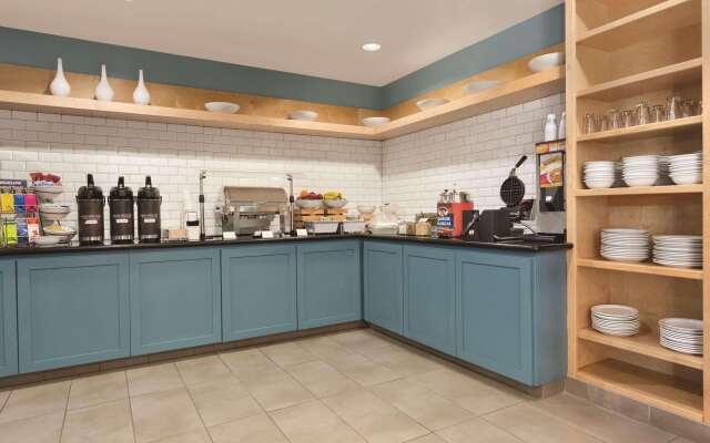 Country Inn & Suites by Radisson, Fresno North, CA