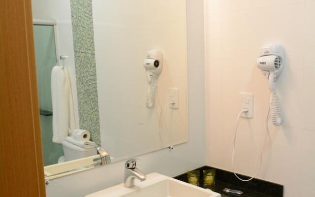 Excellence Plaza Hotel