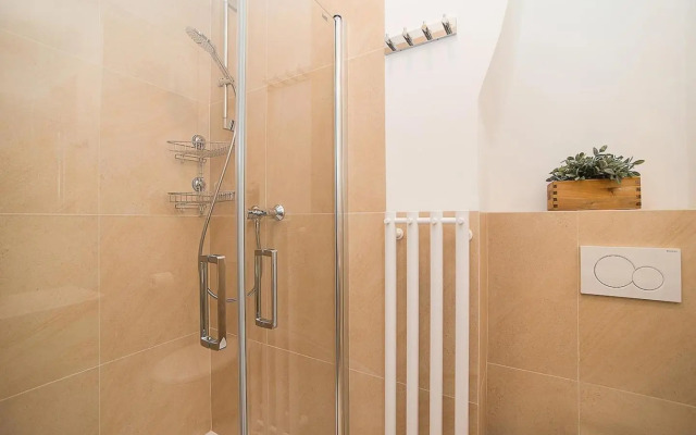 Newly renovated 1-bed apartment at Charles Bridge