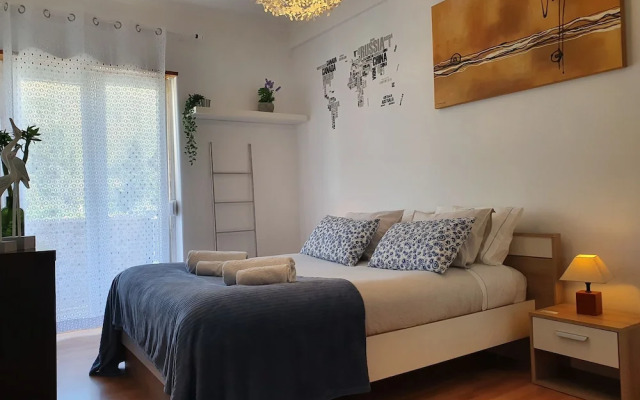 Caparica Cliff View by Host-Point