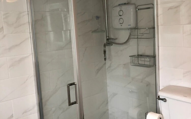 B&B and Self Catering Mon Petit Cottage