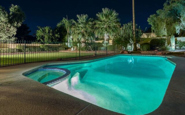 Casa Kierland 4 Bedroom Home by RedAwning