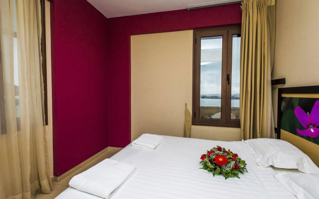 Hotel Amfithea