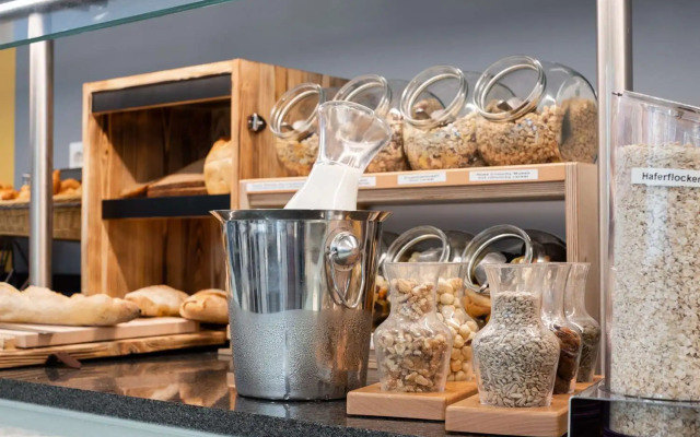 Отель Premier Inn Hannover City University hotel