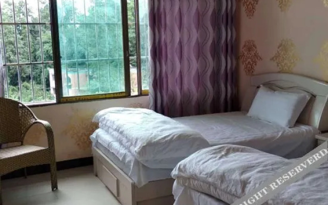 Longjing Hotel Longli
