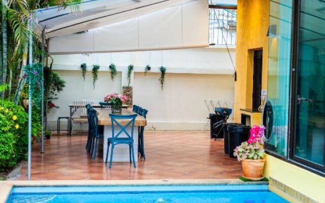 November T Pool Villa 2