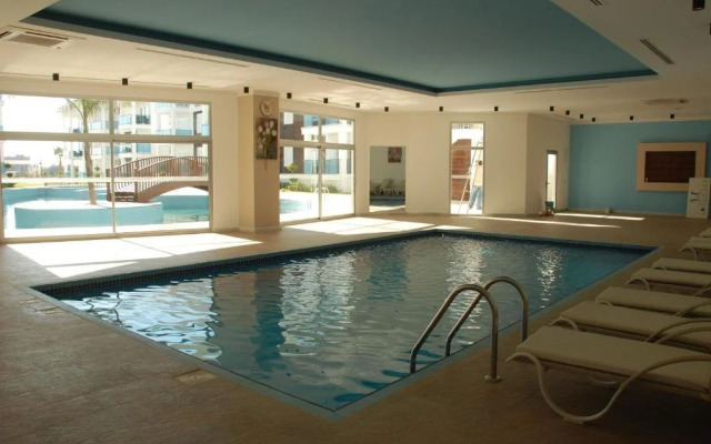 Side Aquamare Residence