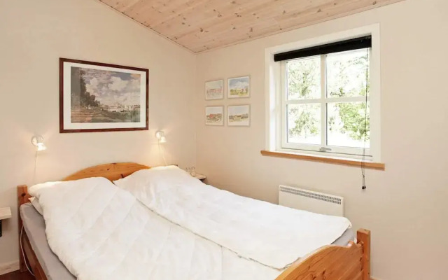 6 Person Holiday Home in Jerup