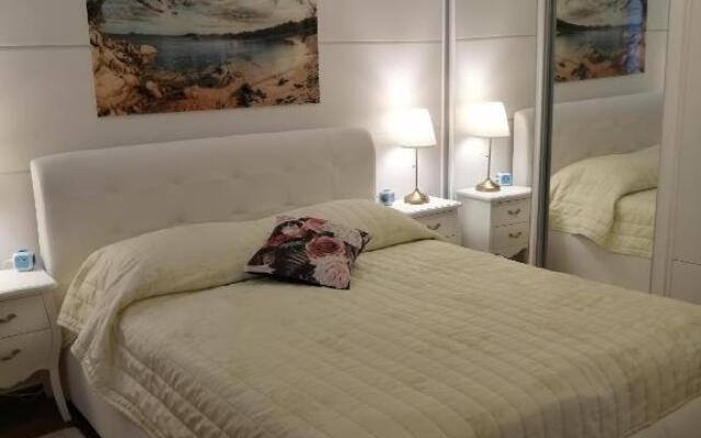 V&M Luxury Studio