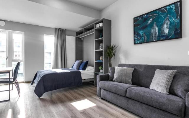 B18 Apartments