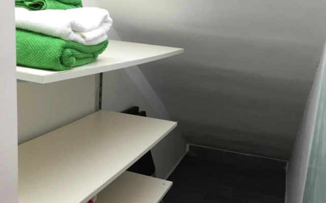 Stunning Studio By The Beach With Free Parking