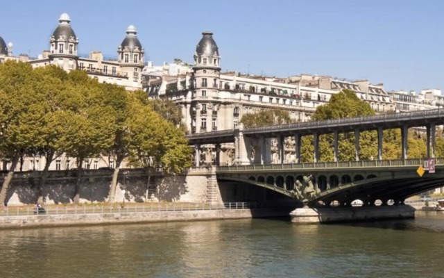 Hôtel Eiffel Saint Charles