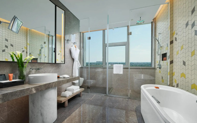 Crowne Plaza Qidong by IHG