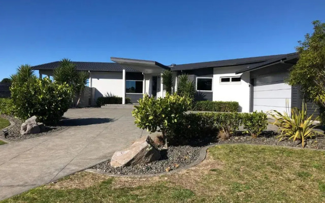Wilsons Retreat - Hosts On-site
