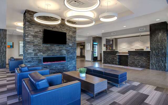 Days Inn & Suites by Wyndham Warman