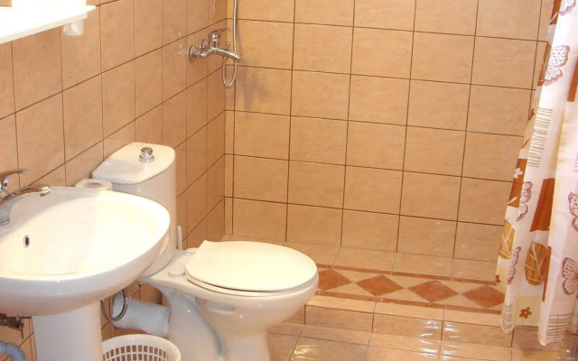 Dorana Trekking Hotel