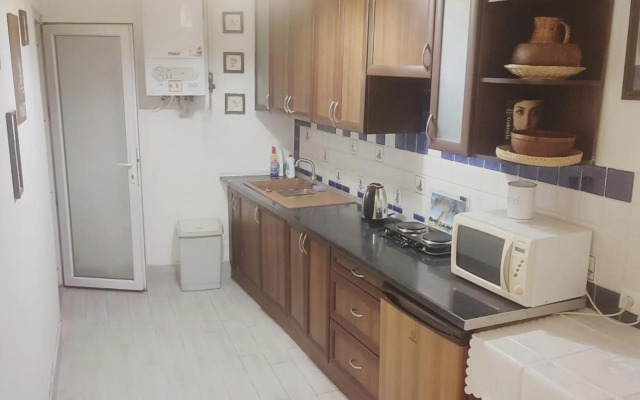 Апартаменти трехкімнатні в самому центрі для 6-х