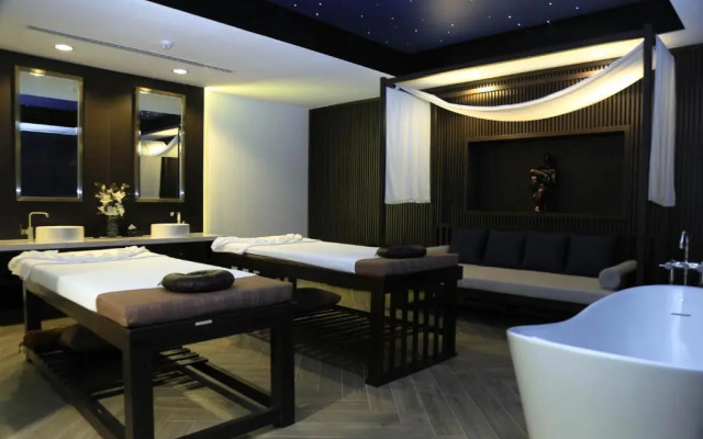 Savan Resorts