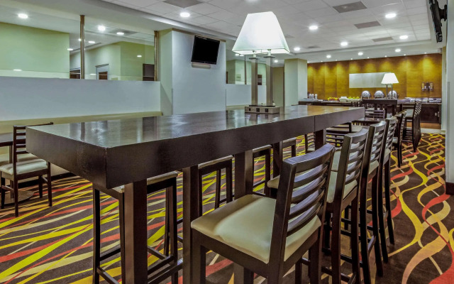 La Quinta by Wyndham San Luis Potosi