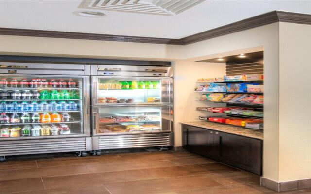 Holiday Inn Express & Suites Chicago-Deerfield/Lincolnshire by IHG