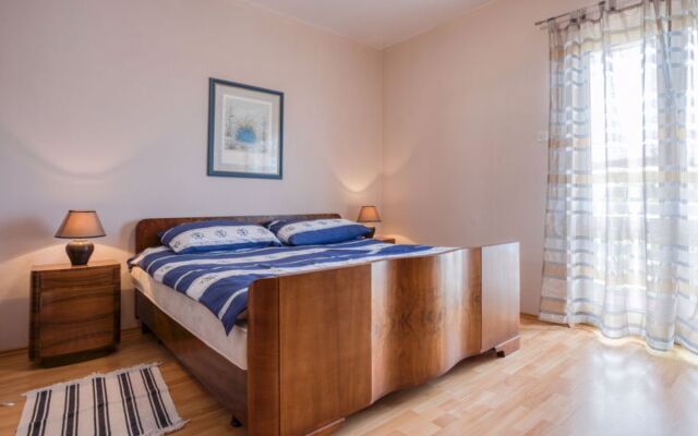 Apartment Daria Como 28455