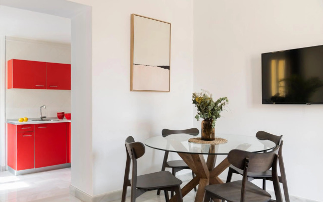 Suites Plaza De Los Refinadores Maestranza