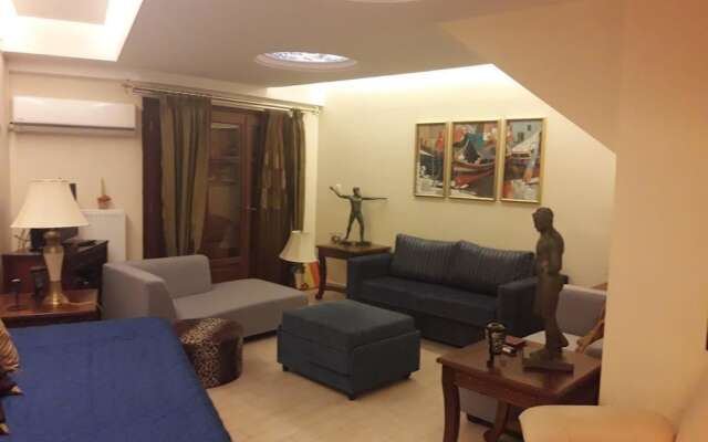 Delphi Paradise Apartments